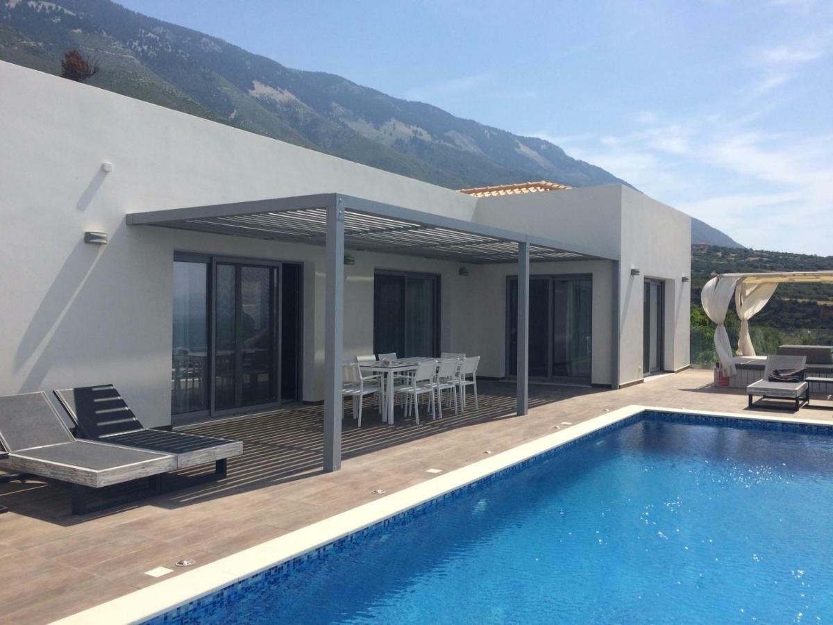 Mystique View Villas Lourdata  Dış mekan fotoğraf